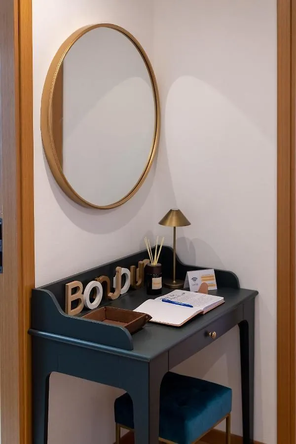 Piccola Parigi Design Apartment Milano